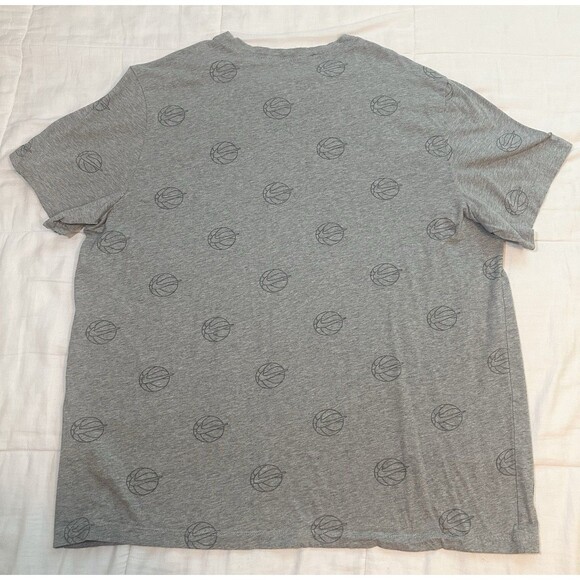 Nike Sportswear Allover Gray Basketball Green Swoosh Logo T-Shirt Men's XXL - Picture 2 of 8